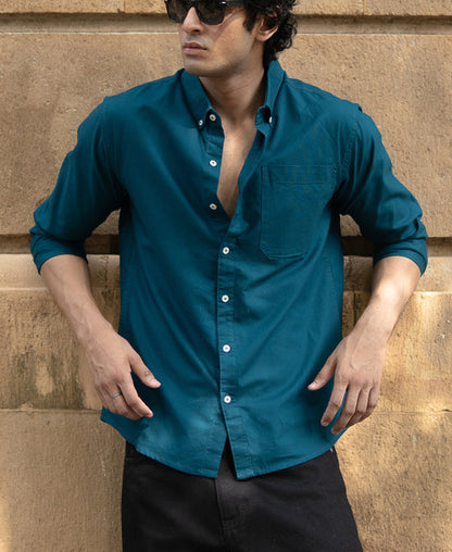 Teal spread collar oxford shirt