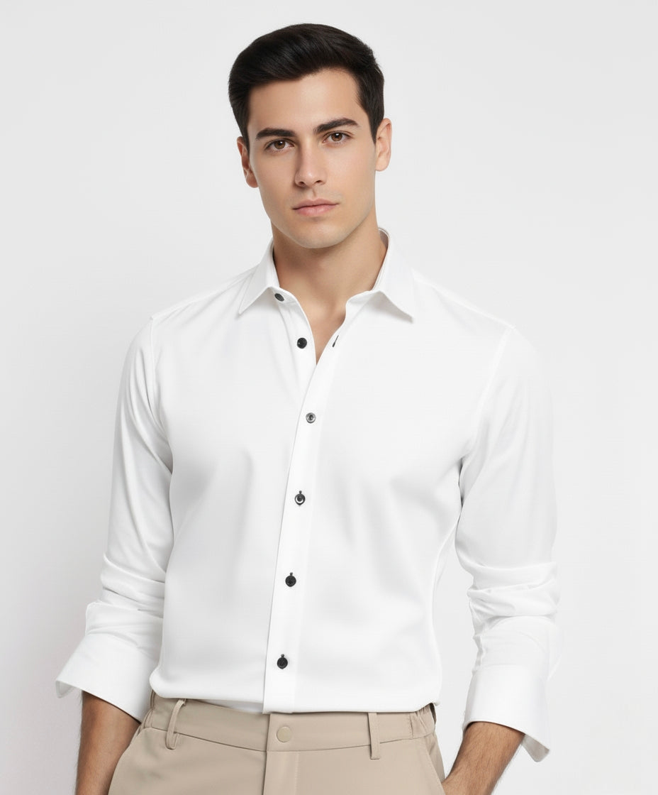 Solid White spread collar oxford shirt